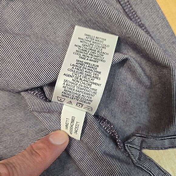 Travis Mathew Golf Polo Shirt Men Size Medium Lavender Striped Pima Cotton Blend - Picture 10 of 10